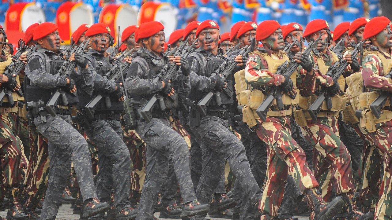 Suasana geladi bersih HUT ke-79 TNI di kawasan Monumen Nasional (Monas), Jakarta, Kamis (3/10/2024).