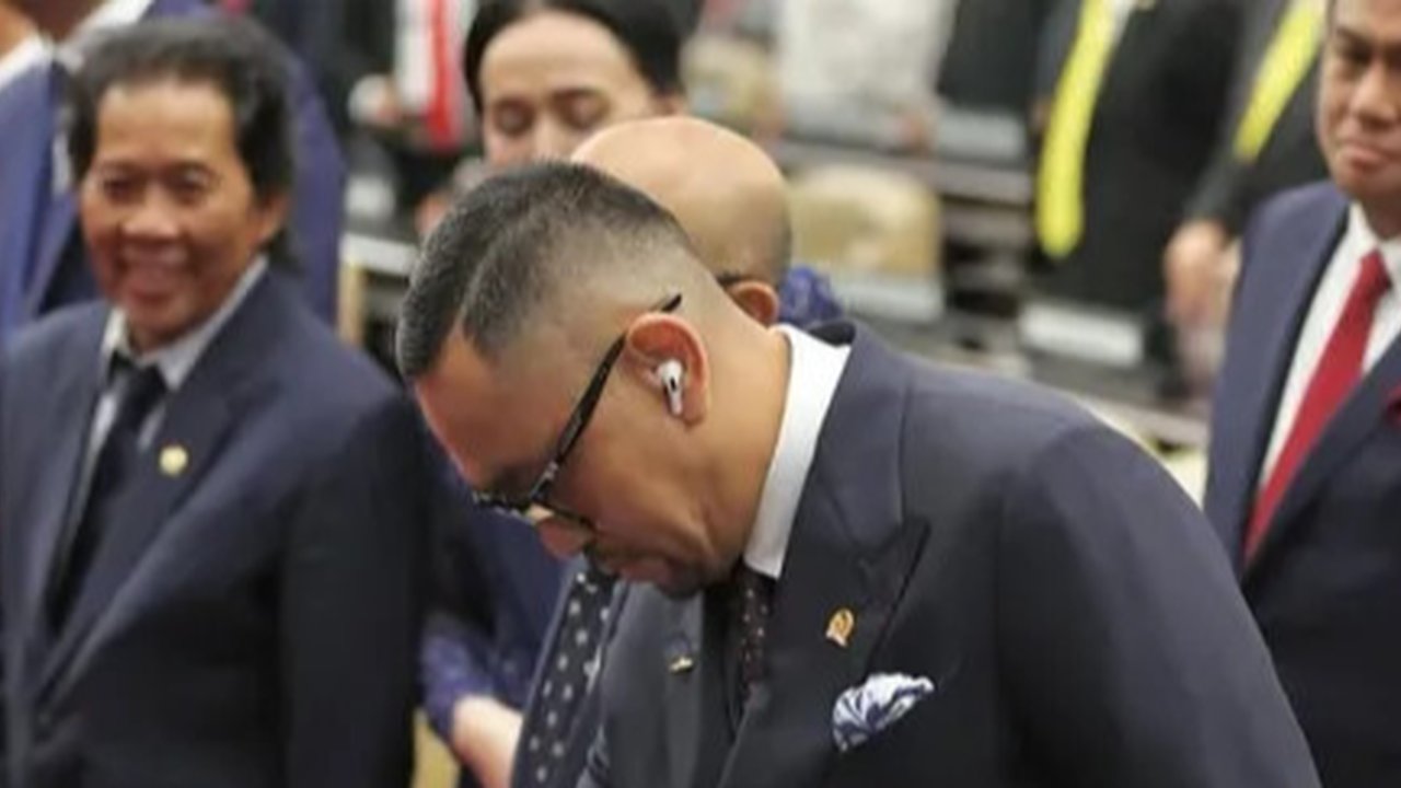 VIDEO: Bikin Publik Marah, NasDem Resmi Copot Nafa Urbach & Ahmad Sahroni dari DPR