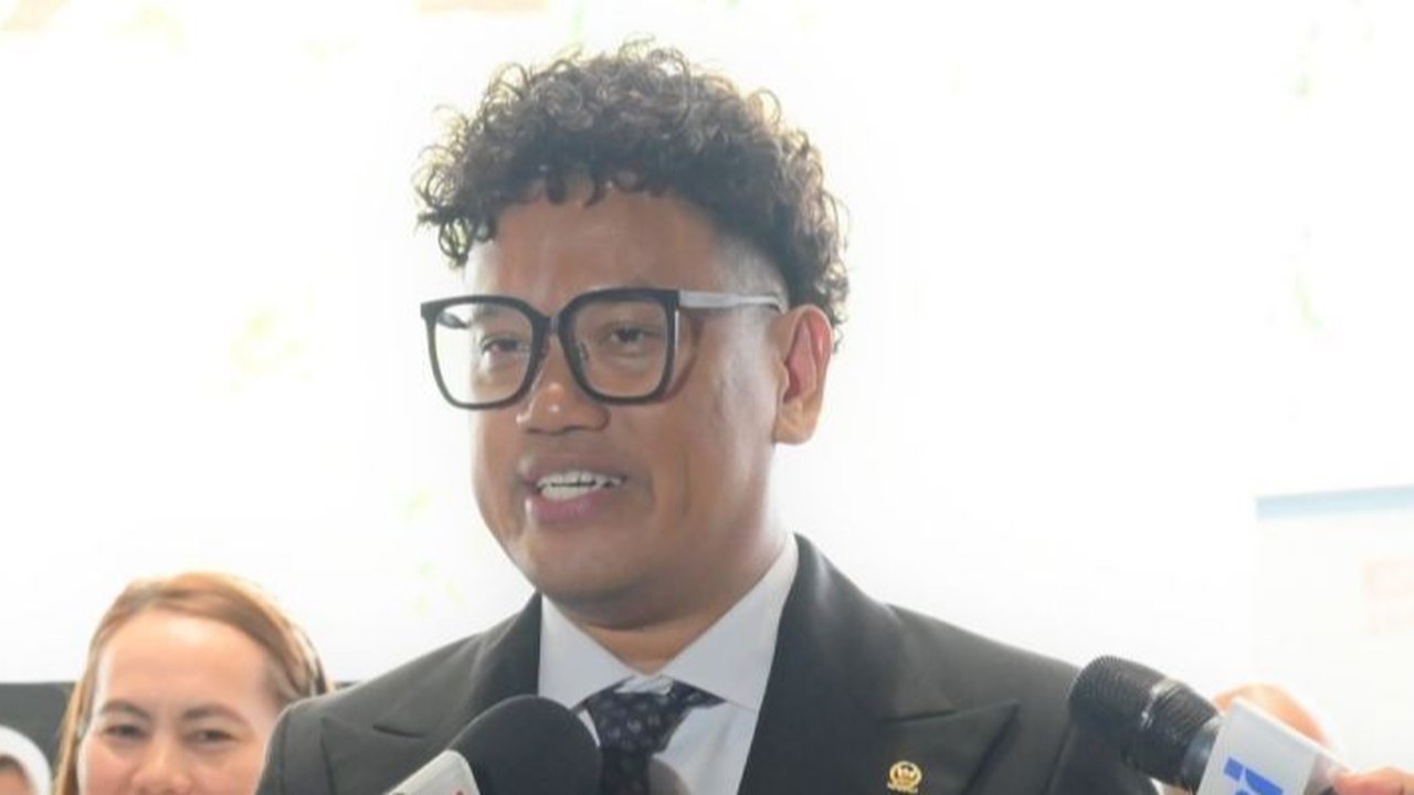 VIDEO: PAN Copot Uya Kuya & Eko Patrio Sebagai Anggota DPR, Seperti Sahroni-Nafa di NasDem