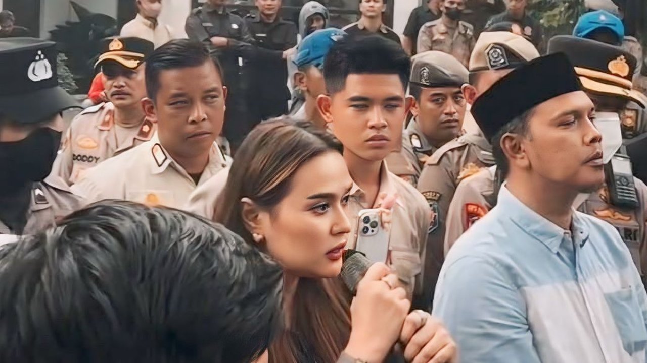 Anggota DPRD Kota Bogor Temui Massa Pendemo Janjikan Bahas Tuntutan ke Instansi Terkait