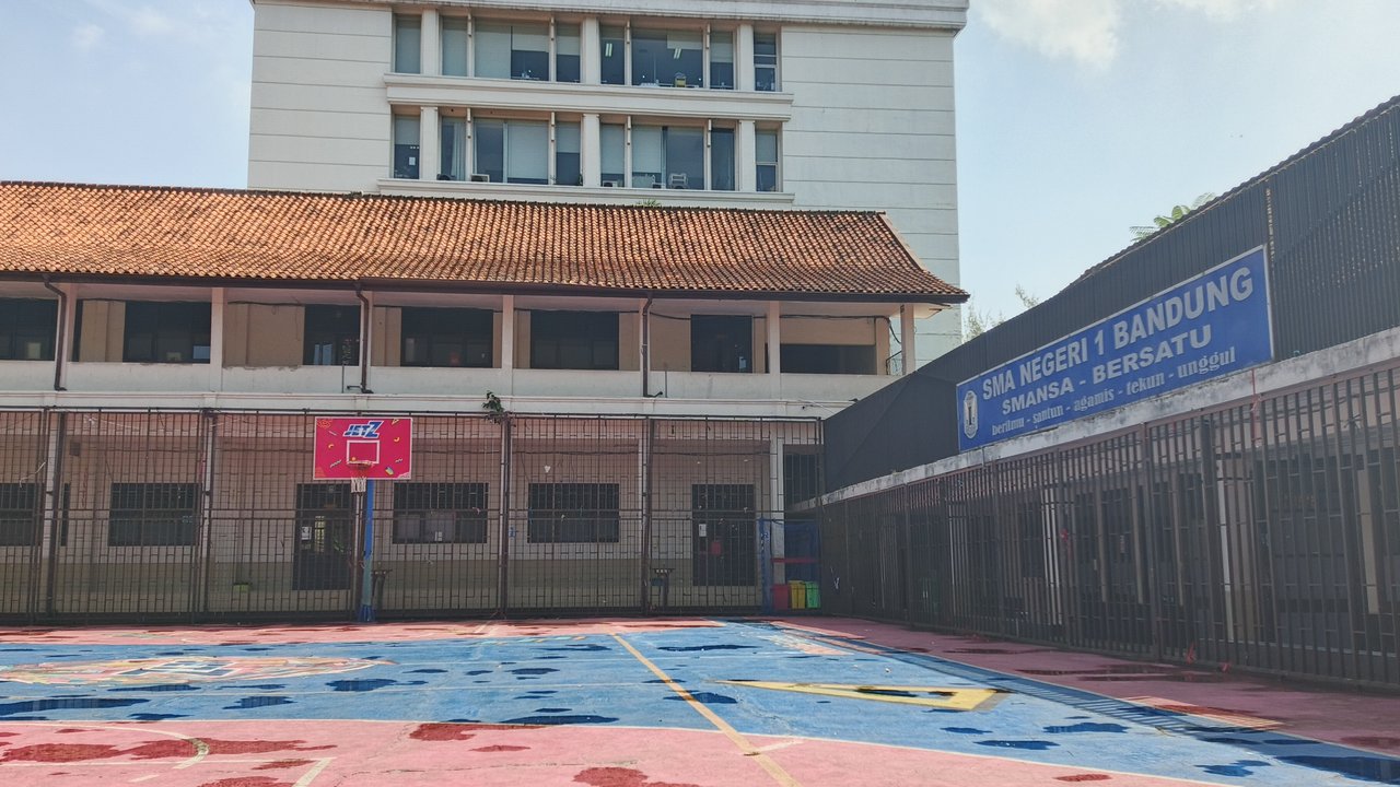 Kisah SMAN 1 Bandung Kosong Tak Ada Belajar Mengajar karena Ada di Zona Merah Demonstrasi