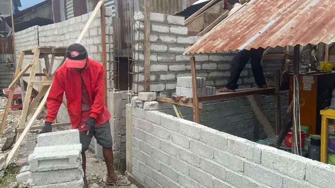 Bantuan Stimulan Perumahan Swadaya (BSPS) atau bedah rumah menjadi salah satu primadona bagi Pemda untuk meningkatkan kualitas RTLH masyarakat di daerah.