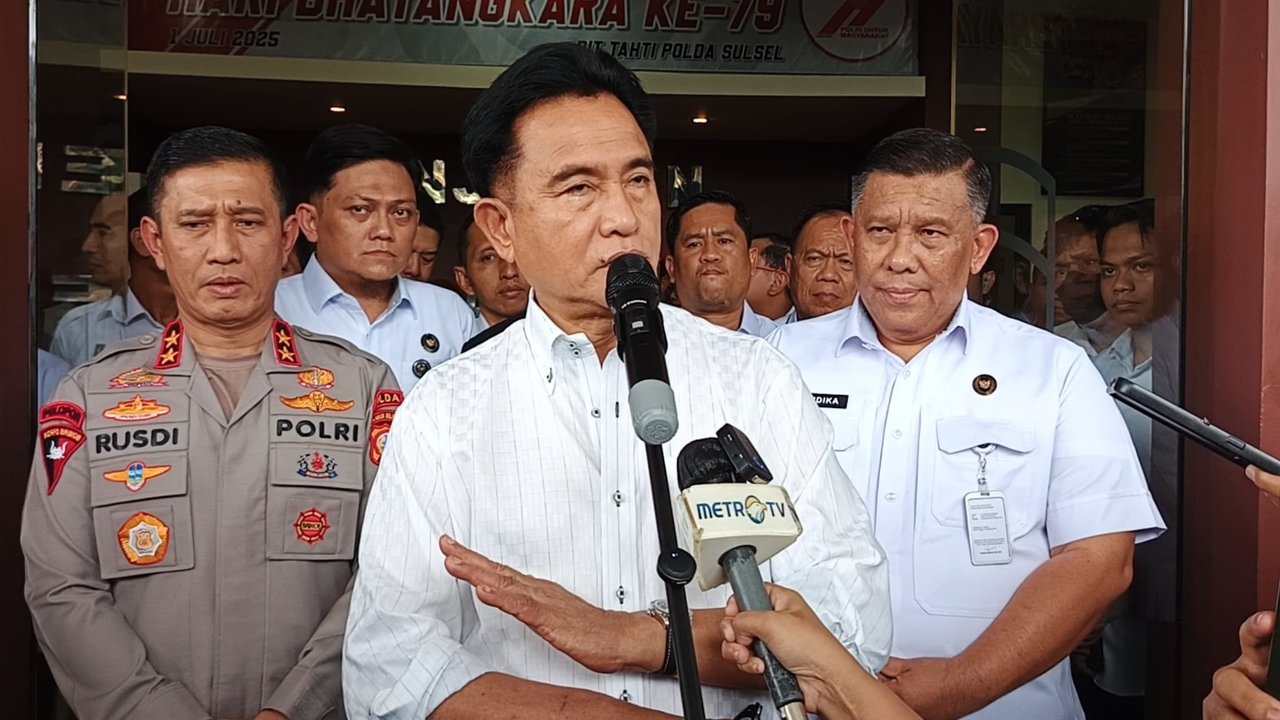 Menteri Koordinator Bidang Hukum, Hak Asasi Manusia, Imigrasi, dan Pemasyarakatan, Yusril Ihza Mahendra