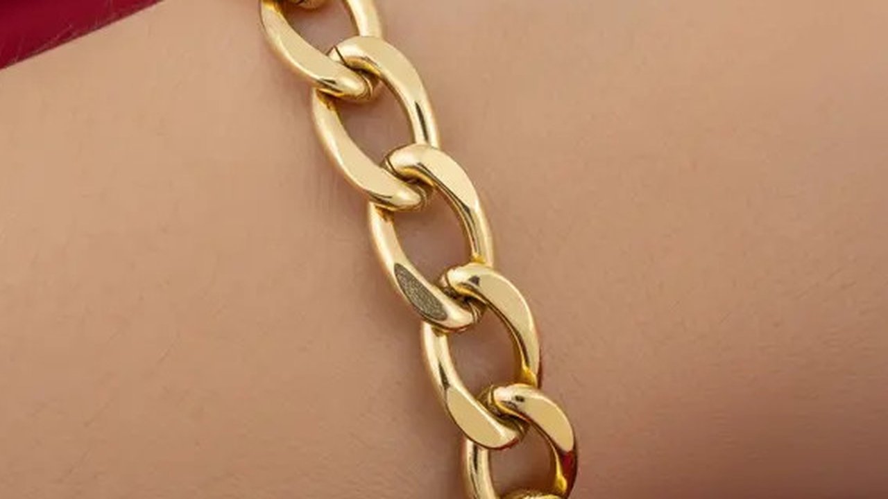 Model Gelang Emas Murni 10 Gram untuk Tabungan Jangka Panjang. Gemini