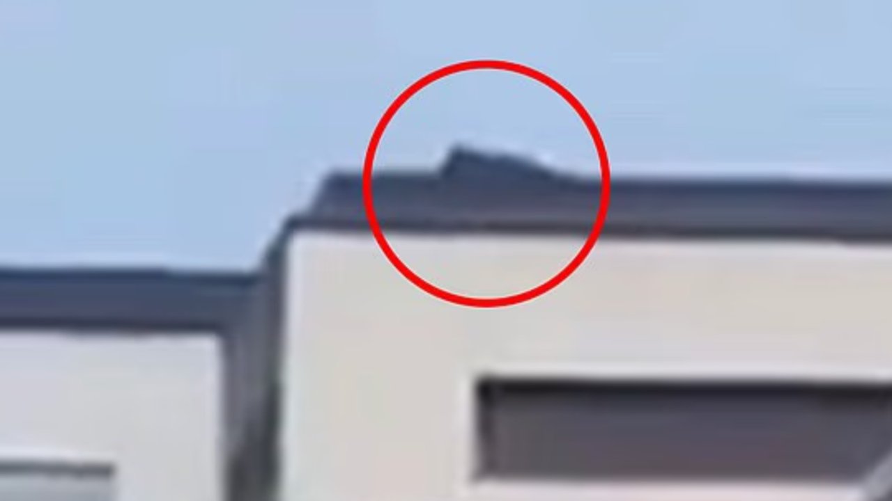 Sosok Berpakaian Hitam Diduga Penembak Jitu Lari Usai Tembak Leher Charlie Kirk