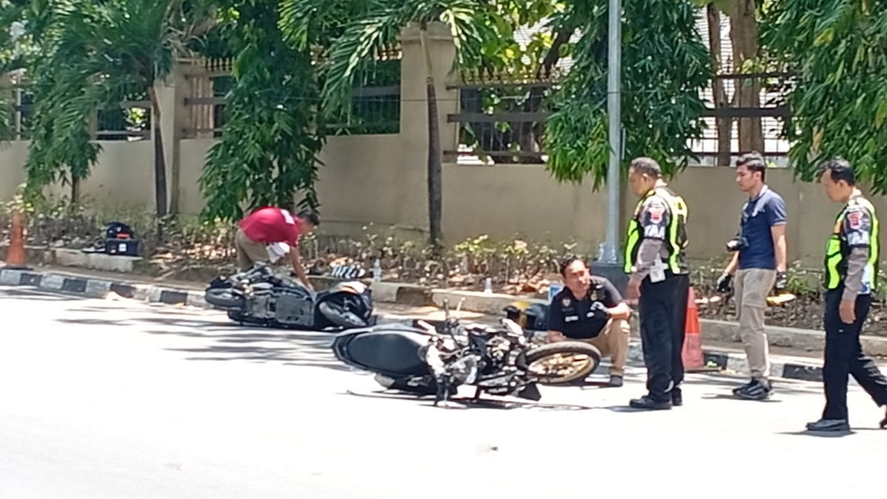 Polisi Olah TKP Kecelakaan Maut Mahasiswa Unnes Iko Juliant Junior di Semarang