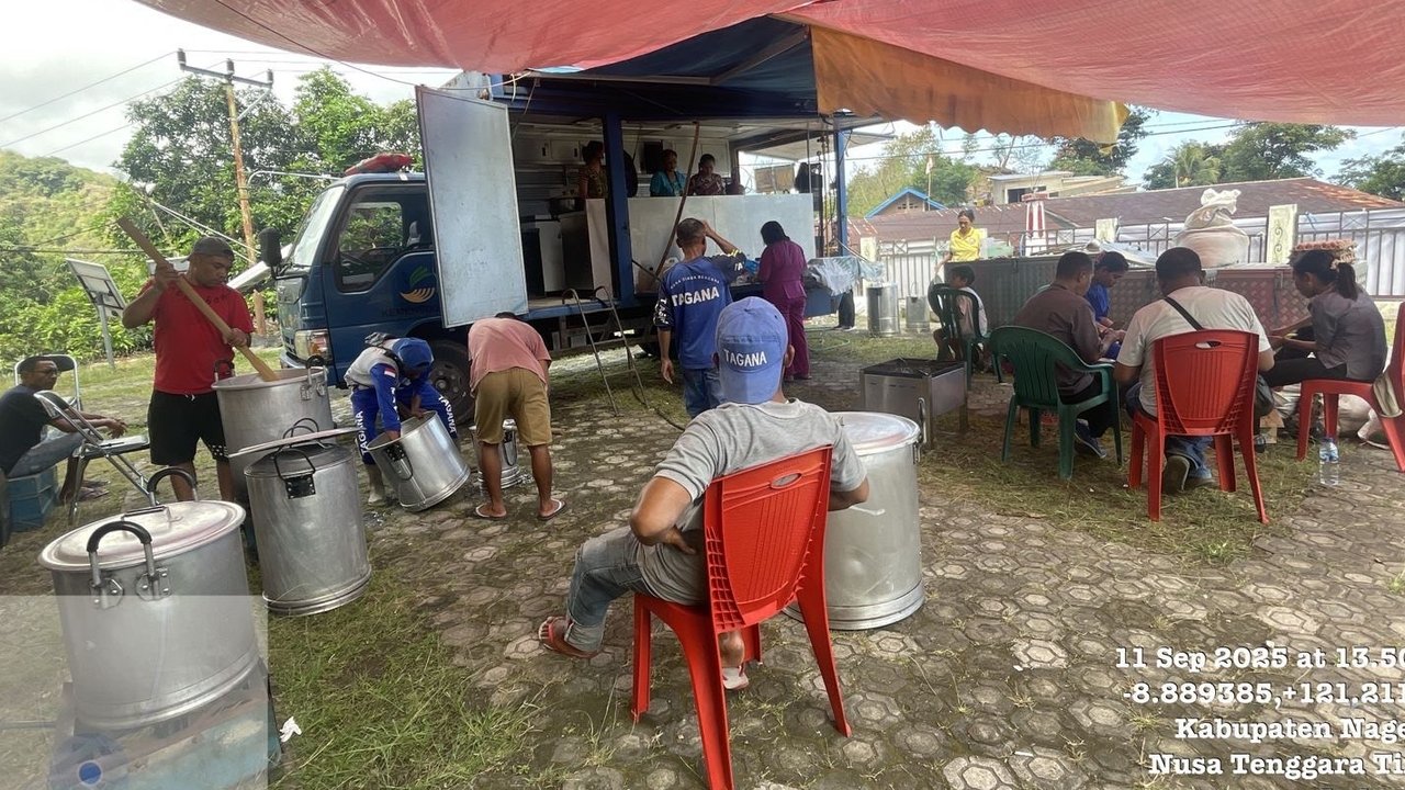 Kemensos Salurkan Bantuan Korban Banjir Bandang Nagekeo NTT