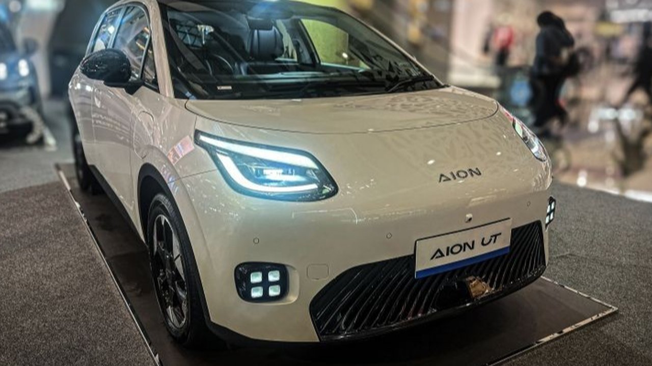 Pemerintah Putuskan Tak Perpanjang Insentif Mobil Listrik Impor, Harga Naik Mulai 2026?
