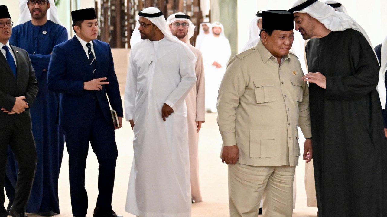 Prabowo dan Presiden MBZ Bertemu di Abu Dhabi, Bahas Ketegangan di Timur Tengah