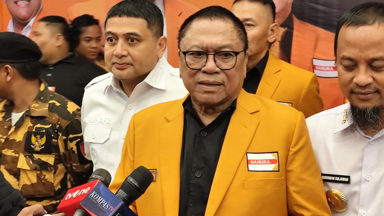 Ketua Umum Partai Hanura Oesman Sapta Oddang