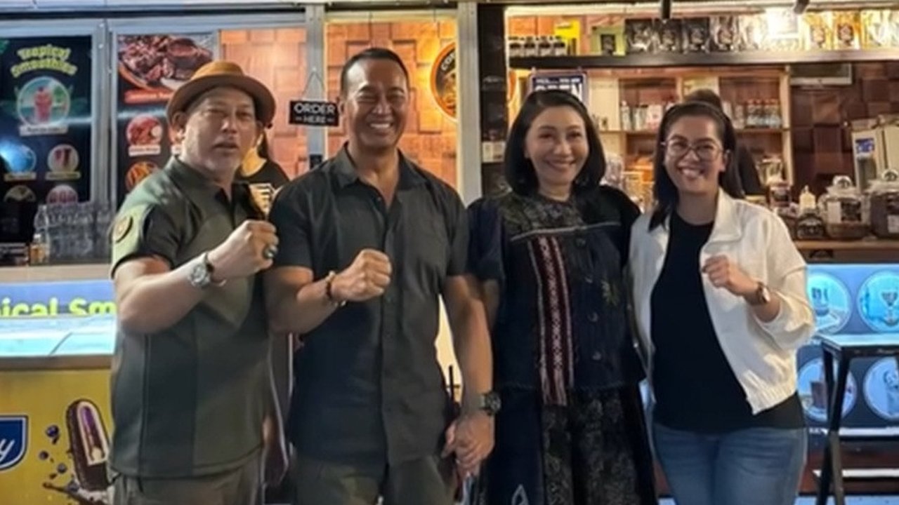 Eks Panglima TNI dan Istri Seruput Kopi Legend Asal Gunung Wilis, Kompaknya Enggak Kalah Sama Anak dan Menantu