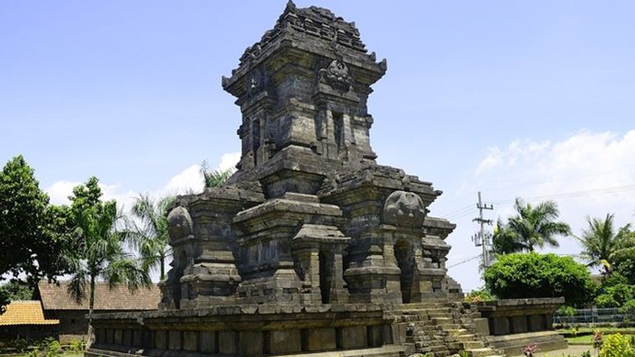 Misteri Dibalik Penemuan Candi Singosari oleh Raffles yang Ternyata Menyimpan Banyak Kejutan!
