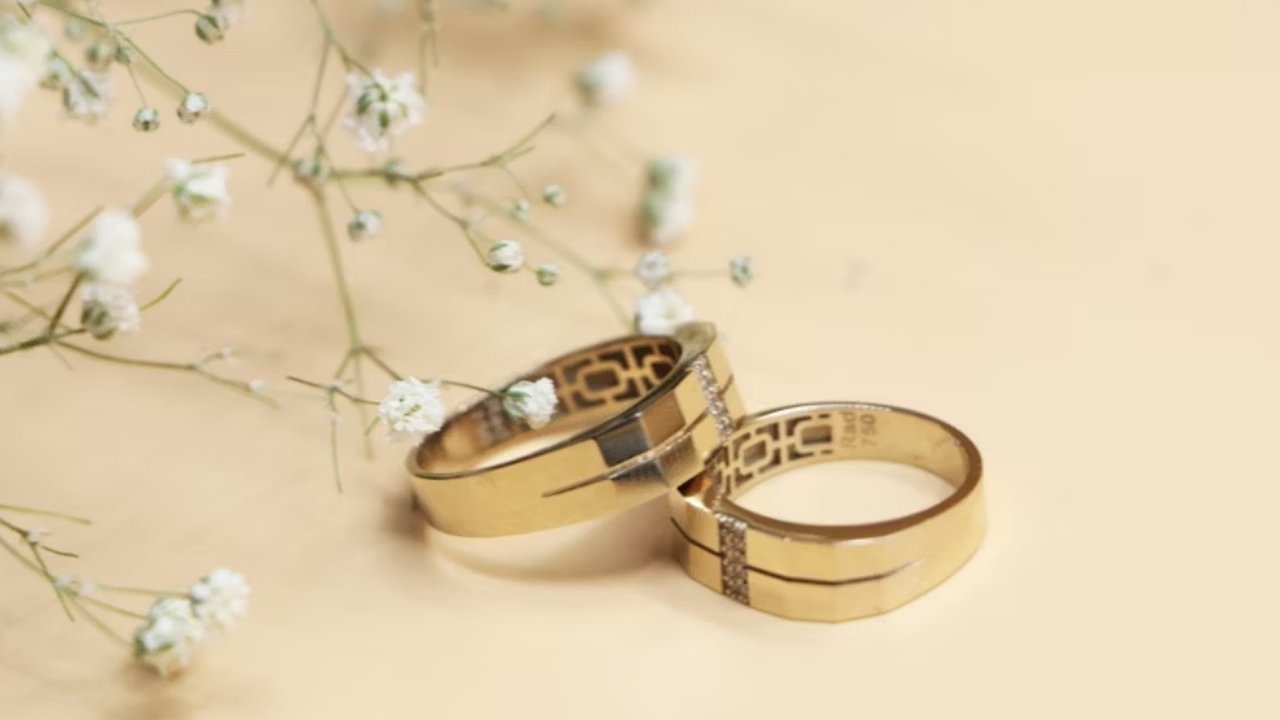 Ilustrasi Cincin Emas