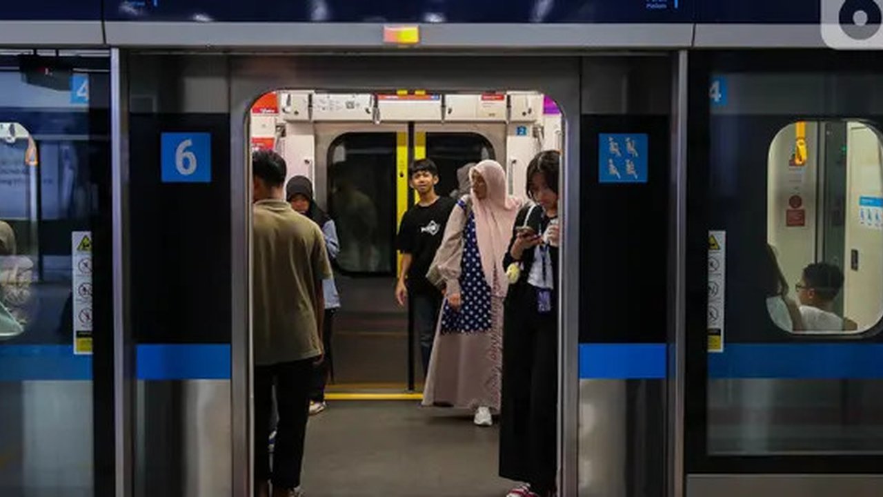 Layanan MRT Jakarta mengalami pembatasan operasional dari Lebak Bulus hingga Blok M. Cari tahu alasan di balik perubahan jadwal ini dan stasiun mana saja yang tidak beroperasi demi keamanan.
