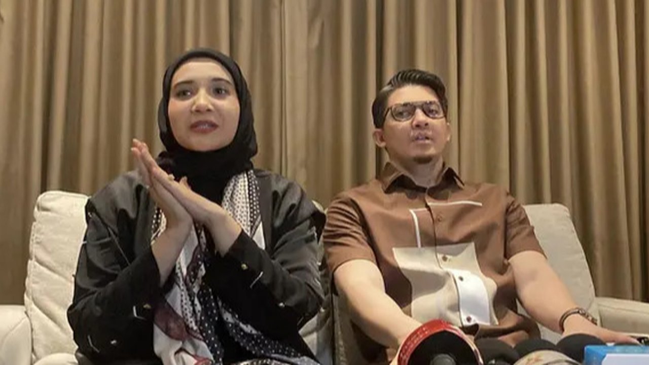 Zaskia Sungkar mengira hamil anak kedua akan seperti yang pertama. Ternyata tidak. Mual bisa datang kapan saja termasuk tengah malam. Begini ceritanya,