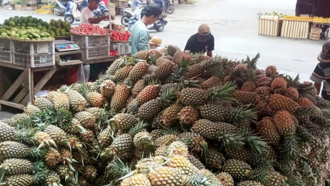 Manfaatkan KUR BRI, Pedagang Nanas Ini Sukses Kembangkan Produk Olahan yang Diminati Pasar