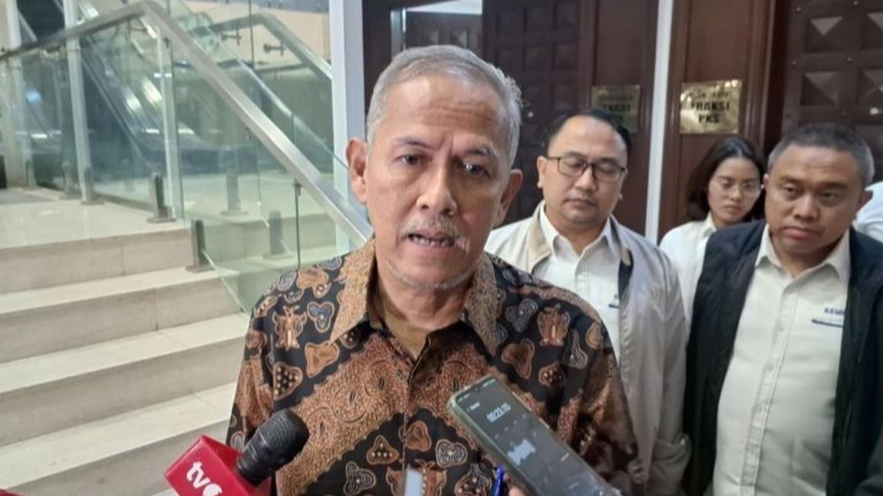 Anggito Abimanyu, Ketua Dewan Komisioner LPS terpilih, berkomitmen meningkatkan kualitas SDM LPS dan integritas kebijakan melalui program AKSARA. Siapkah LPS menghadapi gejolak ekonomi?