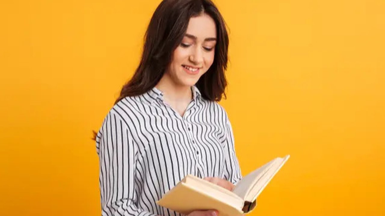 Ilustrasi daya ingat dalam menghafal (Foto: freepik/katemangostar)