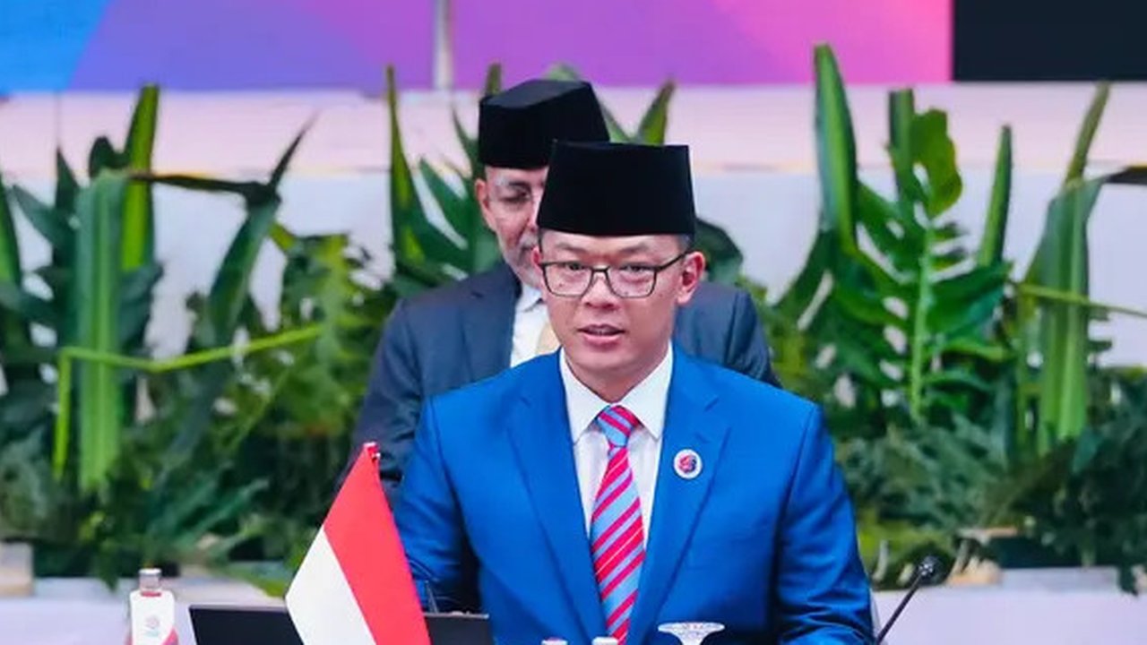 Menlu RI Sugiono saat menghadiri Pertemuan para Menteri Luar Negeri ASEAN (ASEAN Foreign Ministers' Meeting/AMM) dengan ASEAN Intergovernmental Commission on Human Rights (AICHR) di Kuala L