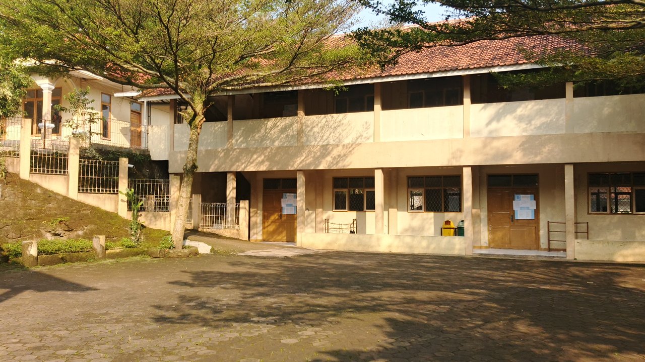 Kepsek di Cipongkor jadi Sasaran Amukan Orangtua Siswa Keracunan MBG, Minta Ini ke Pemerintah