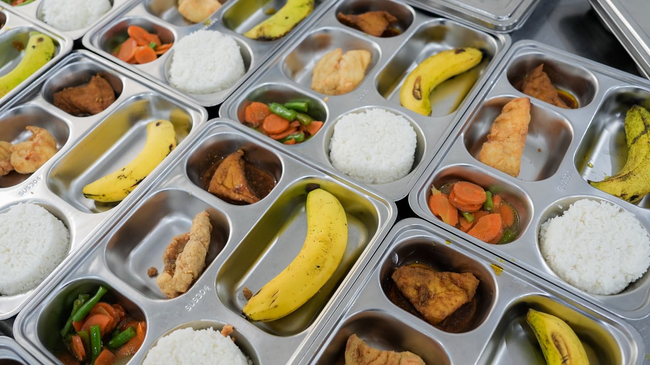 Menu MBG SPPG Palmerah.