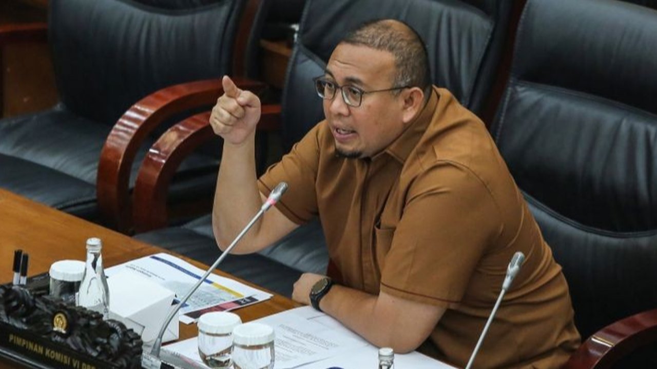 Komisi VI DPR RI menyepakati penghapusan Kementerian BUMN dalam RUU, mengubah statusnya menjadi lembaga atau badan terpisah dari BPI Danantara. Apa dampaknya bagi pengelolaan BUMN?