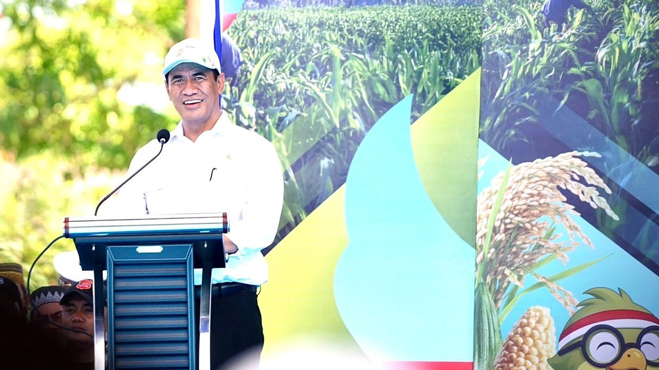 Tanam Jagung Serentak Bersama DPD RI, Mentan Amran Terus Dorong Lompatan Produksi Pangan