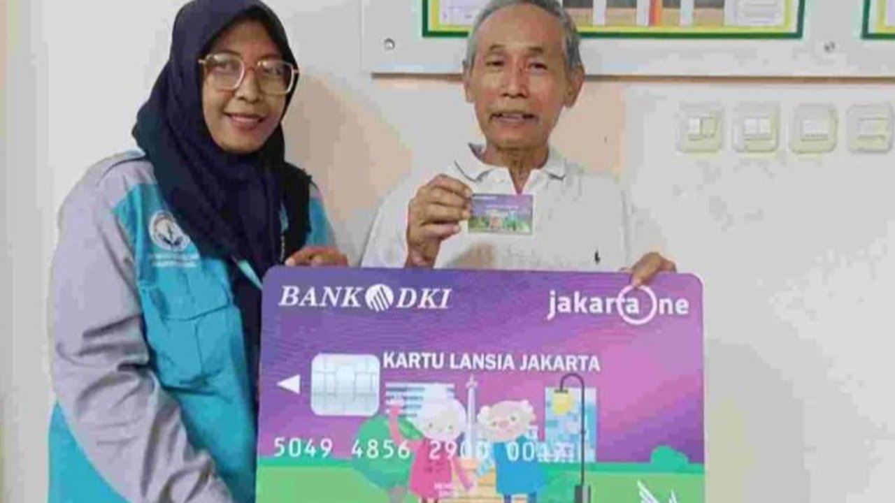 200 Ribu Warga Rentan Jakarta Terima Bansos Rp300.000