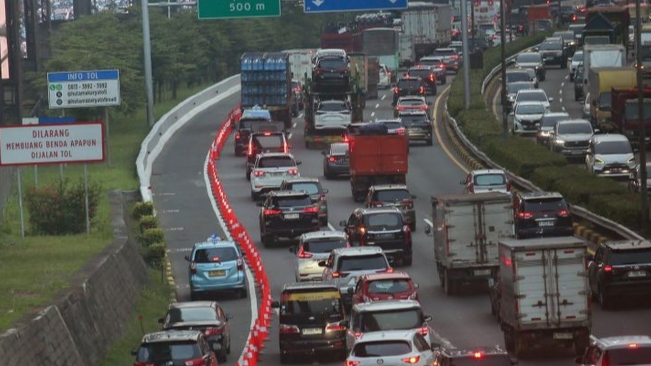 Gubernur DKI Jakarta Pramono Anung memperpanjang uji coba Gerbang Tol Fatmawati 2 hingga akhir Oktober 2025, terbukti signifikan mengurangi kemacetan.