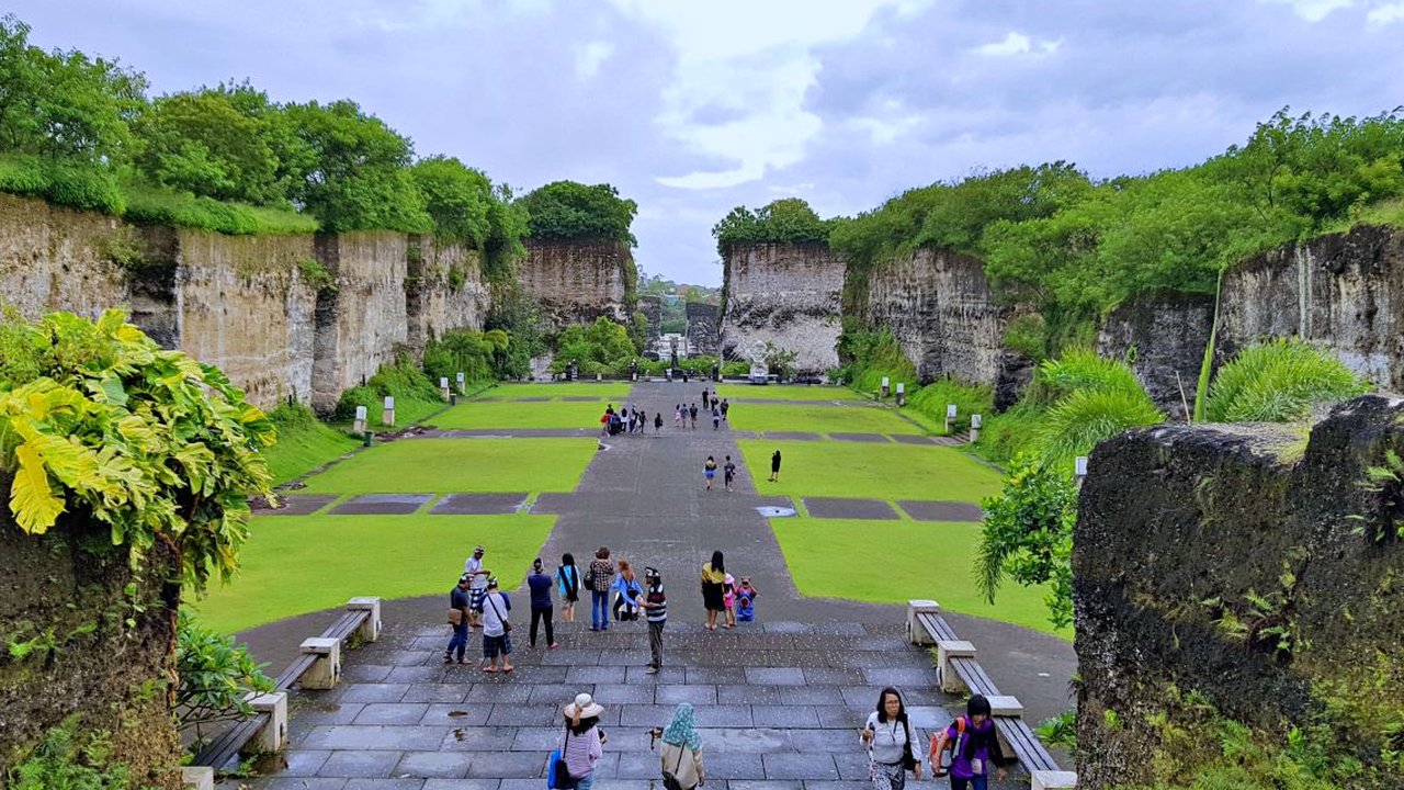 GWK garuda wisnu kencana