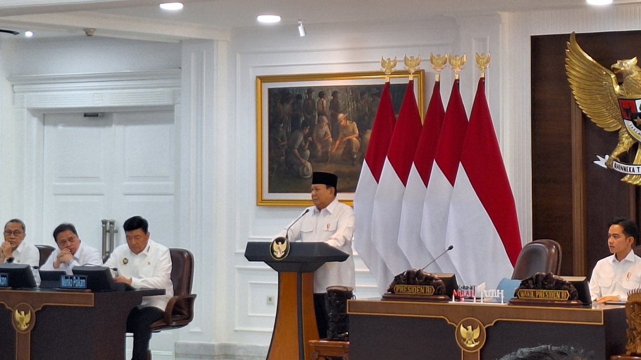 Sentil menteri Bergelar Profesor, Prabowo: Kebangetan Kalau Tak Bisa Perbaiki Sistem Kebangetan!