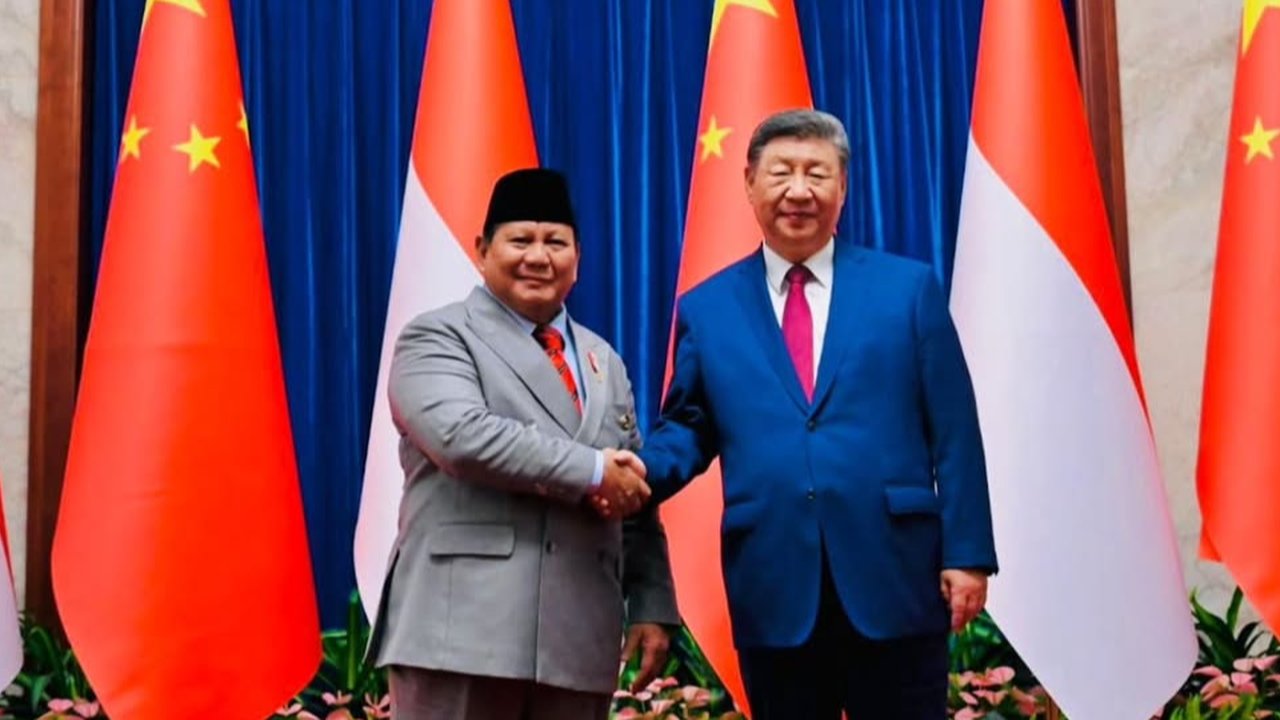 VIDEO: Prasetyo Ungkap Alasan Prabowo Pergi, China Sangat Ingin Presiden Datang