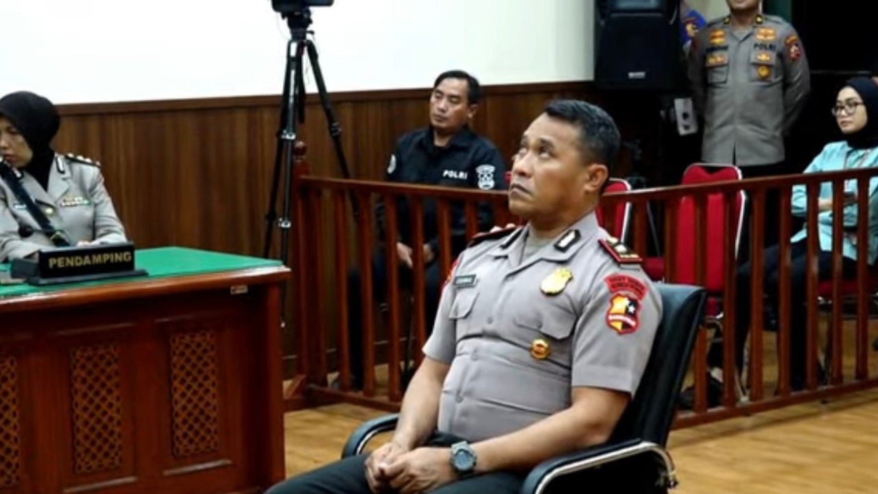 Sidang Etik Polri: Kompol Cosmas Kaju Gae Komandan Dalam Rantis Melindas Affan Kurniawan Dipecat!