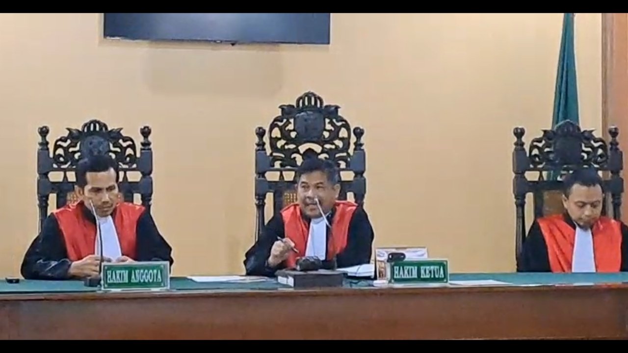 Sidang Gugatan CLS Ijazah Jokowi Kembali Ditunda, Apa Alasannya?