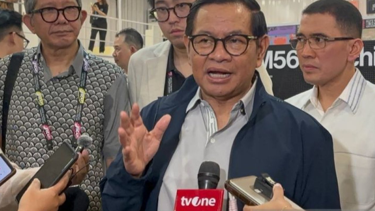 Gubernur DKI Jakarta Pramono Anung Wibowo perintahkan Diskominfotik lacak akun medsos pamer tawuran pelajar. Diduga terstruktur dan libatkan alumni, siapa dalangnya?