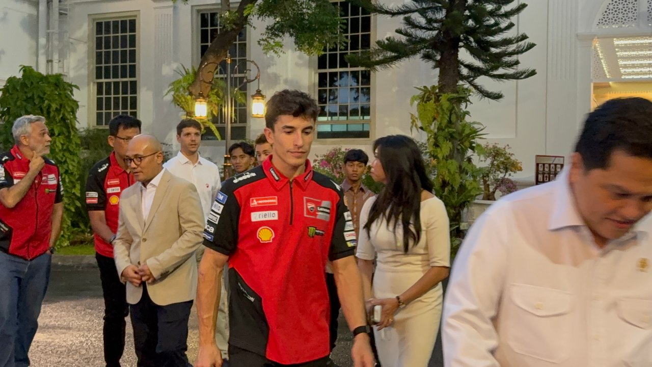 Gaya Marc Marquez Temui Prabowo Sebelum Balapan di Sirkuit Mandalika