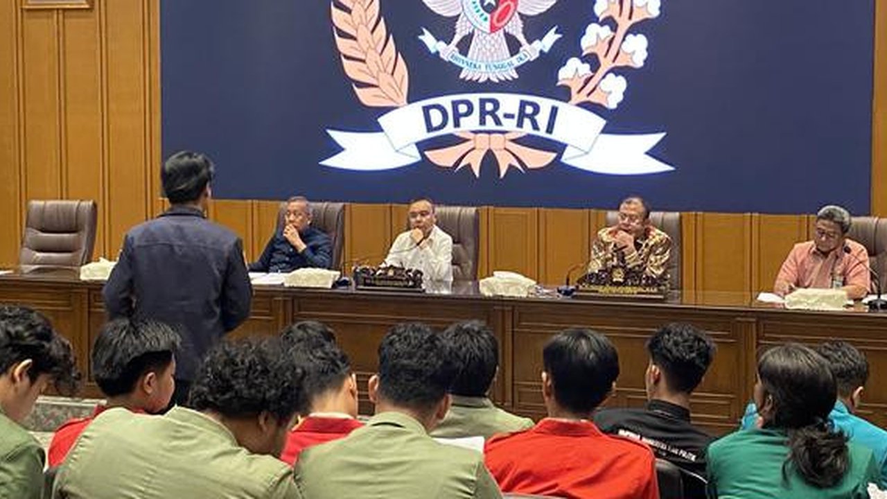 VIDEO: Pimpinan DPR Beberkan Penyebab RUU Perampasan Aset Lambat & Belum Bisa Disahkan