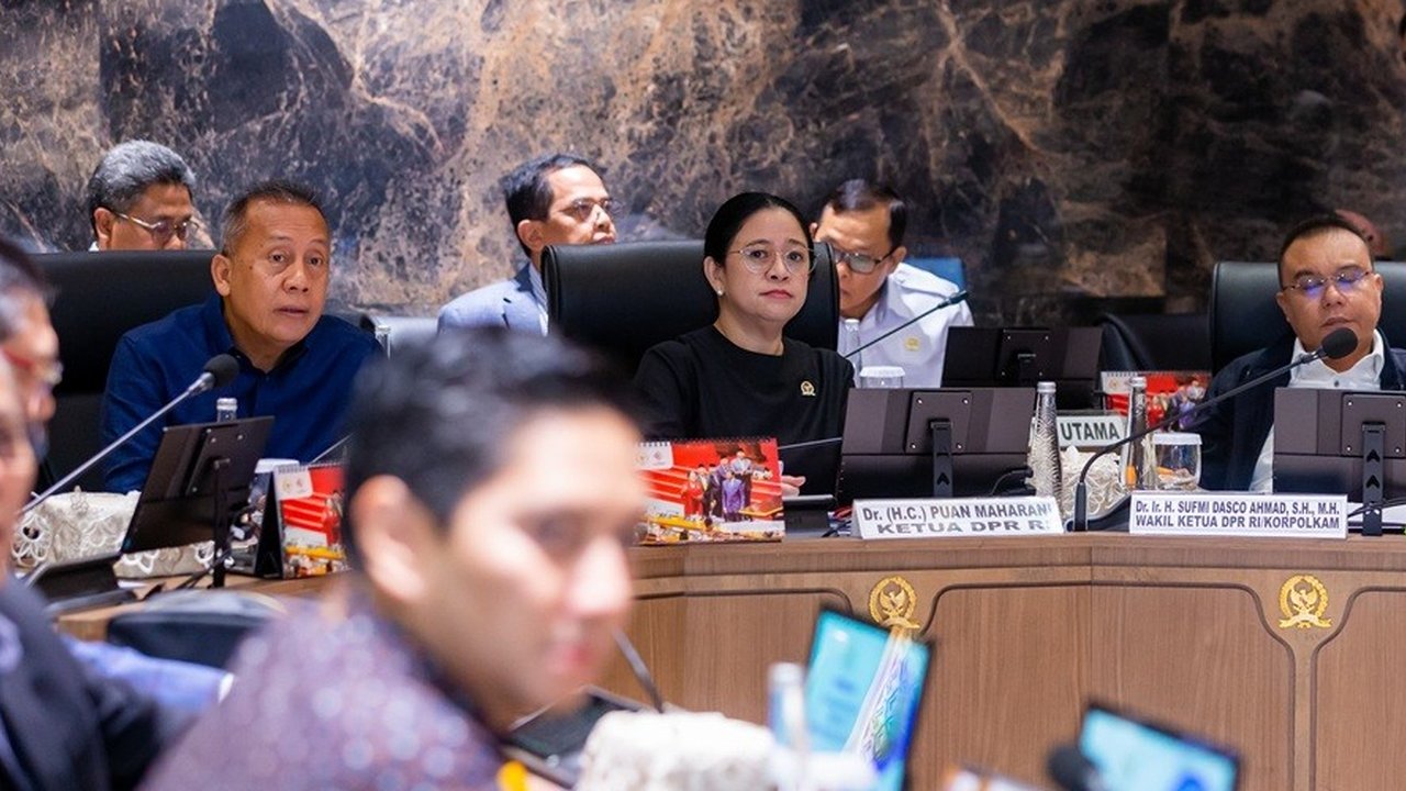Ketua DPR RI Puan Maharani memimpin pertemuan dengan pimpinan fraksi partai politik bahas transformasi DPR