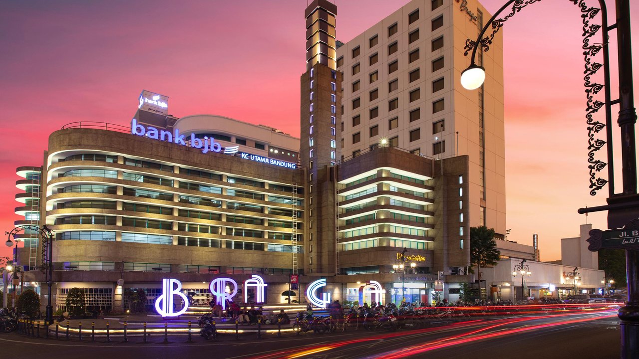 Harpelnas 2025, Direksi dan Komisaris Bank bjb Turun Langsung Layani Nasabah