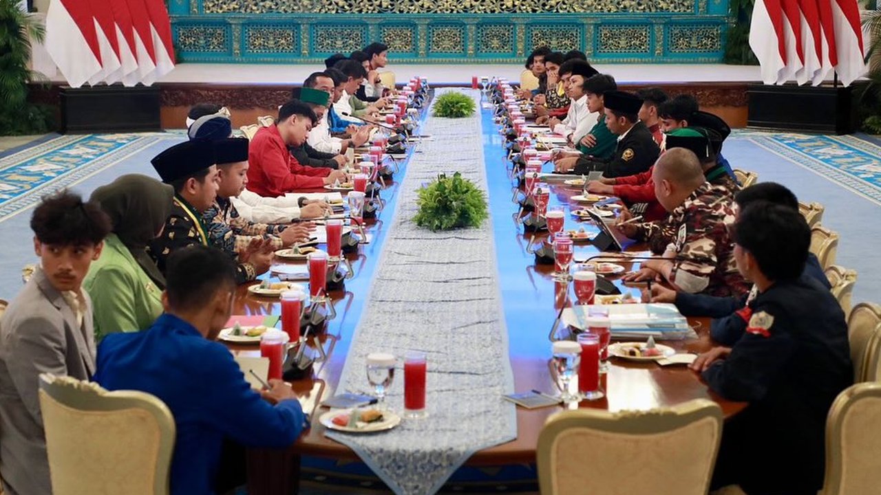 VIDEO: Perwakilan Mahasiswa Hadir di Istana Desak Prabowo Bentuk Tim Investigasi Dugaan Makar!
