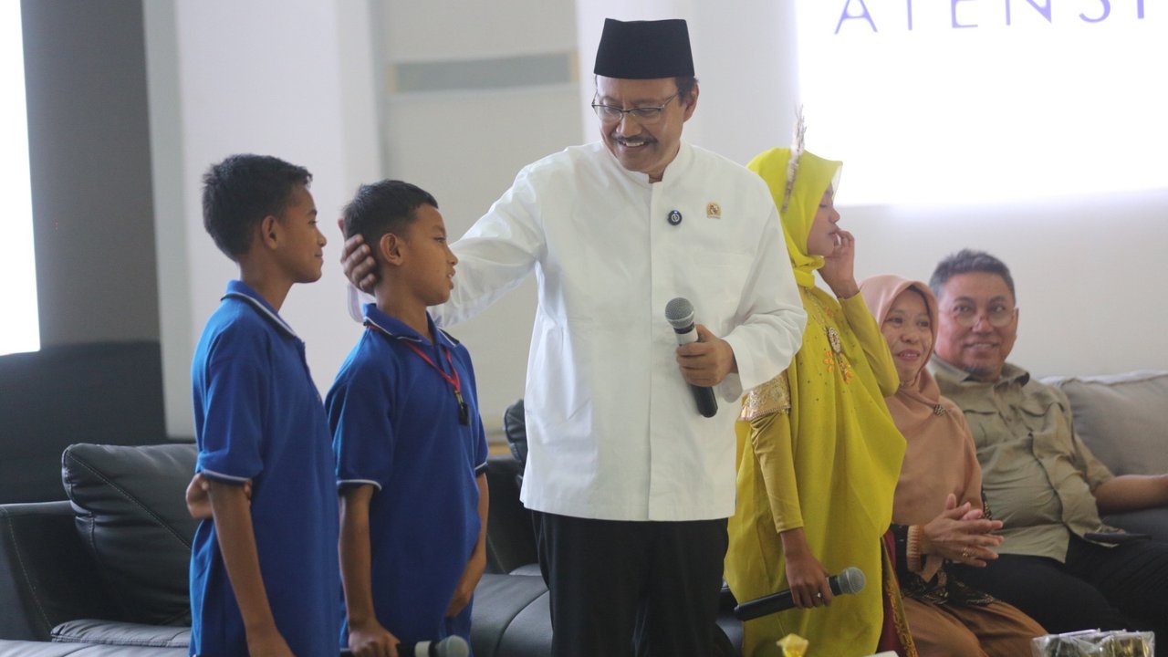 Mensos Gus Ipul Apresiasi Perkembangan Sekolah Rakyat di Makassar