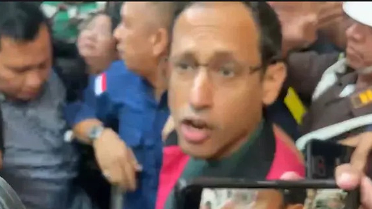 Nadiem Makarim Kenakan Rompi Tahanan (Foto: Habibie/Liputan6.com)