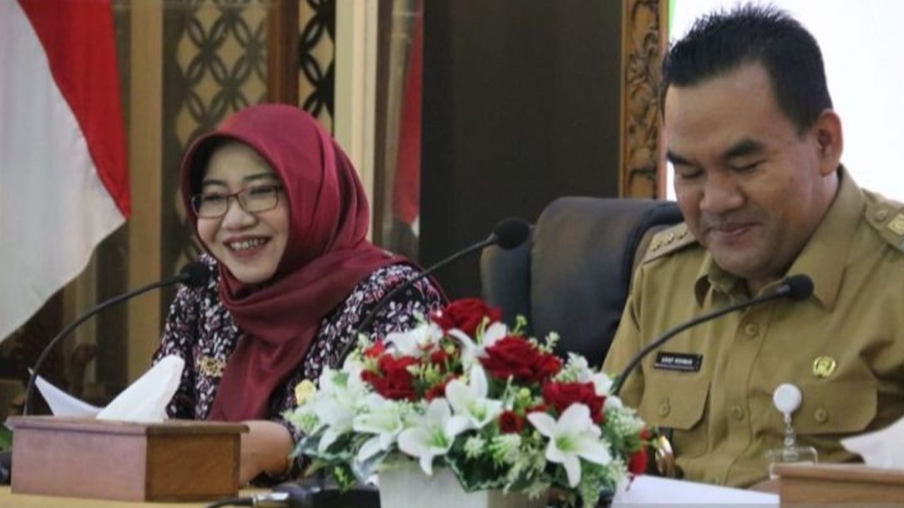 DPRD Jawa Tengah berkomitmen memperjuangkan perbaikan jalan provinsi yang rusak di Blora, menjawab keluhan masyarakat akan infrastruktur yang memprihatinkan.