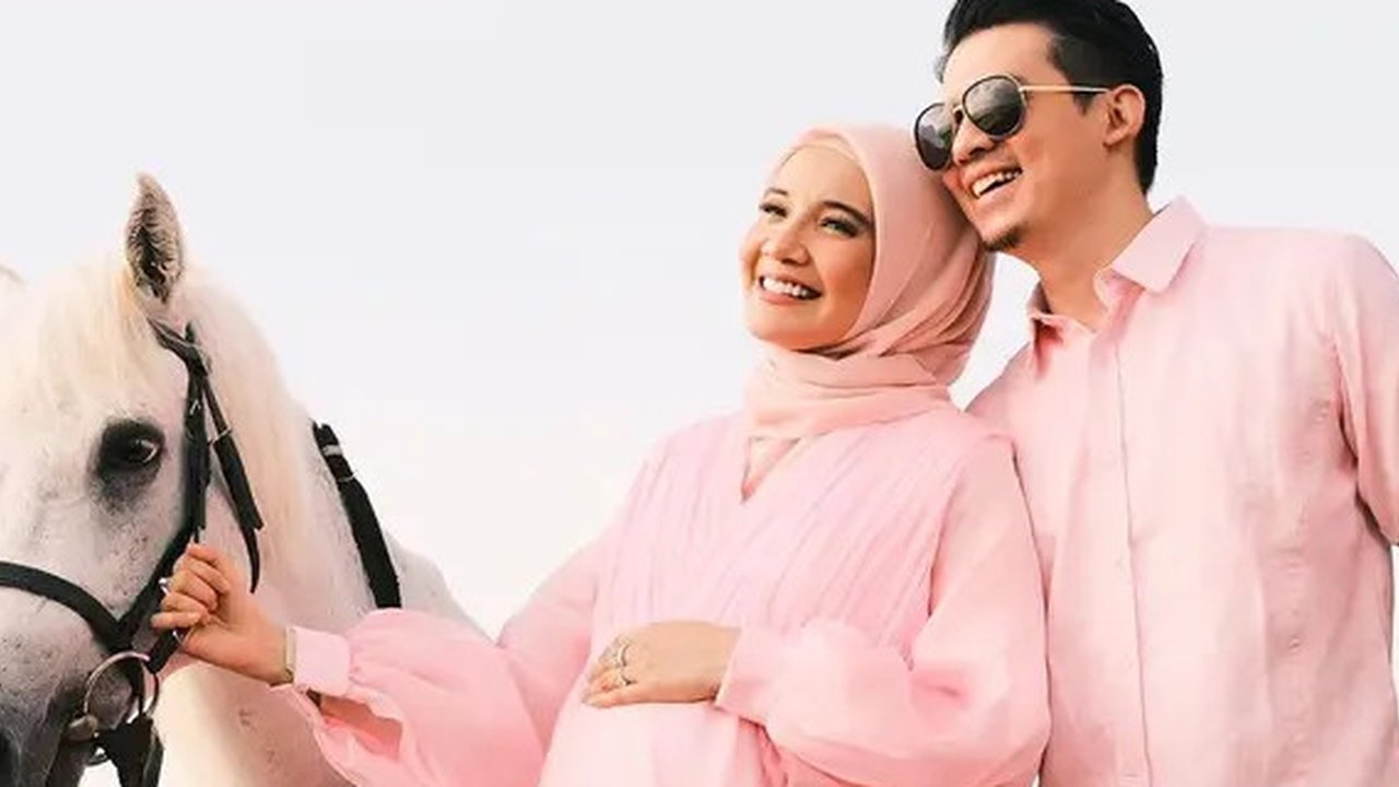 Zaskia Sungkar dan Irwansyah. [IG: @irwansyah_15]