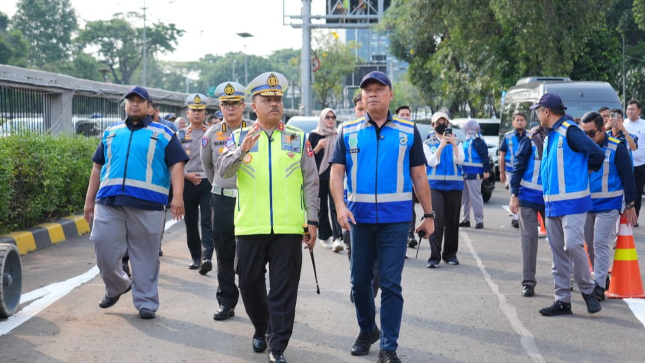 Kakorlantas Pastikan Lalu Lintas Libur Panjang Aman, Lonjakan Kendaraan Diantisipasi