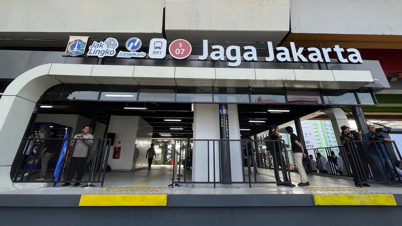Halte TransJakarta Senen-Sentral Rusak Dibakar Massa Beres Diperbaiki, Kini Diberi Nama Baru 'Jaga Jakarta'