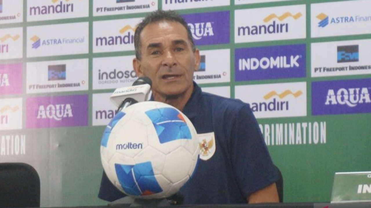 Pelatih Timnas U-23 Indonesia, Gerald Vanenburg, tak peduli rekor buruk lawan pelatih Korsel. Pemenang Liga Champions ini bertekad kalahkan Korea Selatan di kualifikasi Piala Asia U-23 2026.