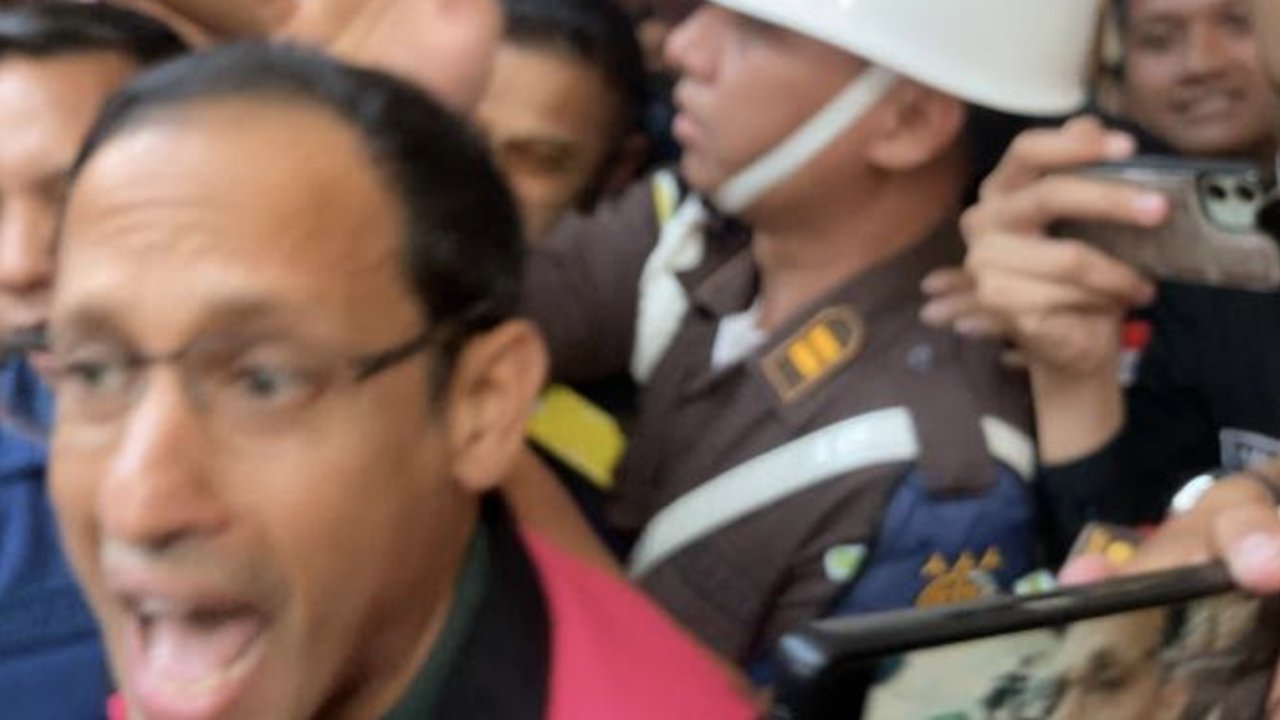 Pakai Rompi Tahanan Kejagung, Nadiem Makarim Titip Pesan ini untuk Keluarga