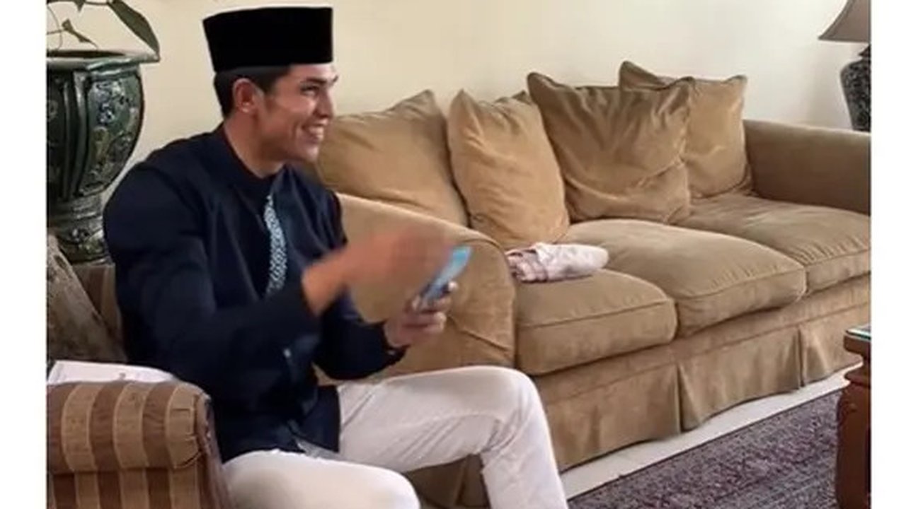 Potret transformasi Adrian Maulana. [IG: @adrianmaulana]