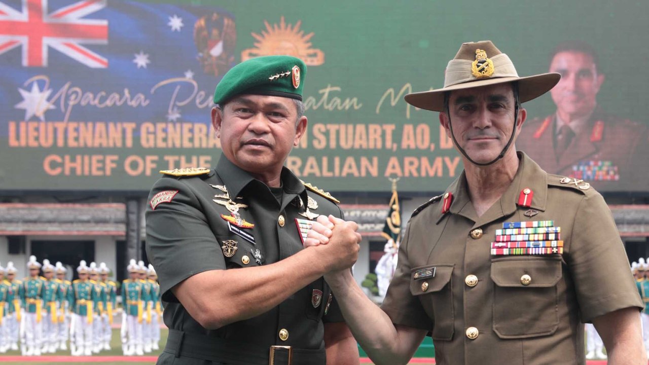 Kasad Jenderal TNI Maruli saat menerima kunjungan kehormatan Kepala Angkatan Darat Australia, Letnan Jenderal Simon Stuart di Mabesad, Jakarta, Senin (09/09/2025).